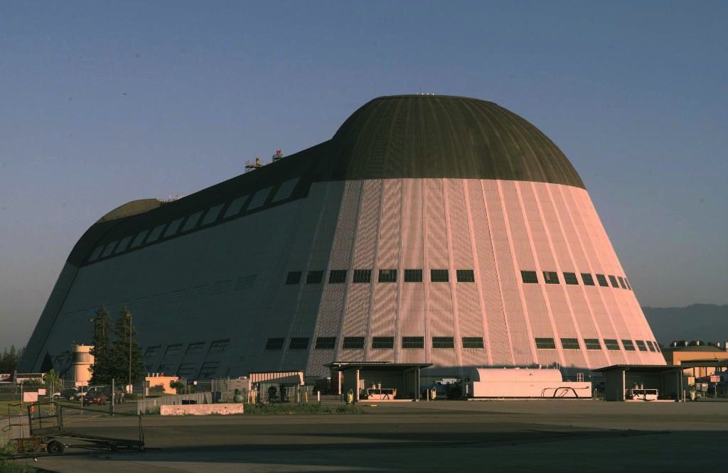 Google Leases NASA's Moffett Field, Historic Hangar for $1.2 Billion